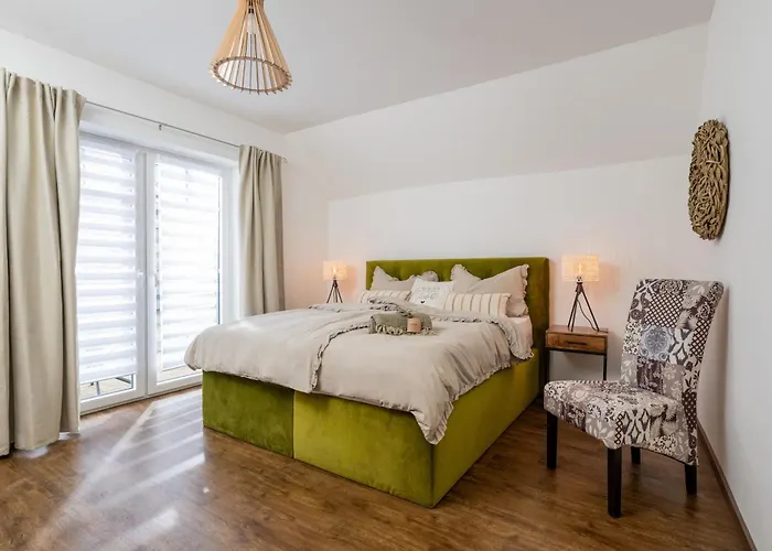 Kleiner Storch - Seehotel Duemmer Hude  photo