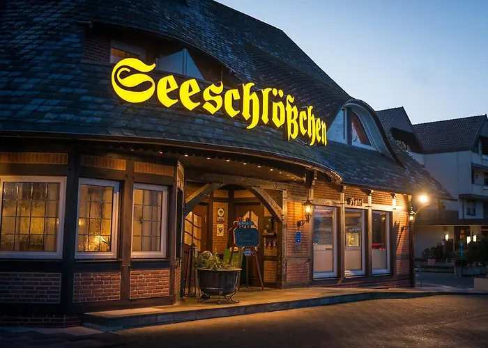 Hotel & Restaurant Seeschlosschen Lembruch photo