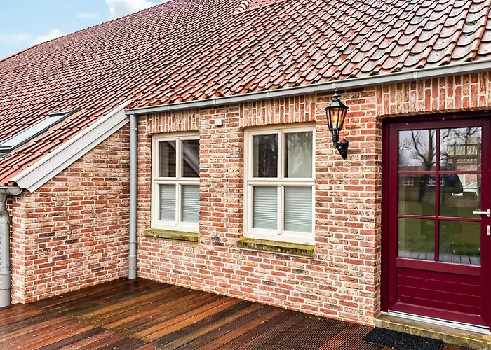 4 Bedroom Cozy Home In Detern foto