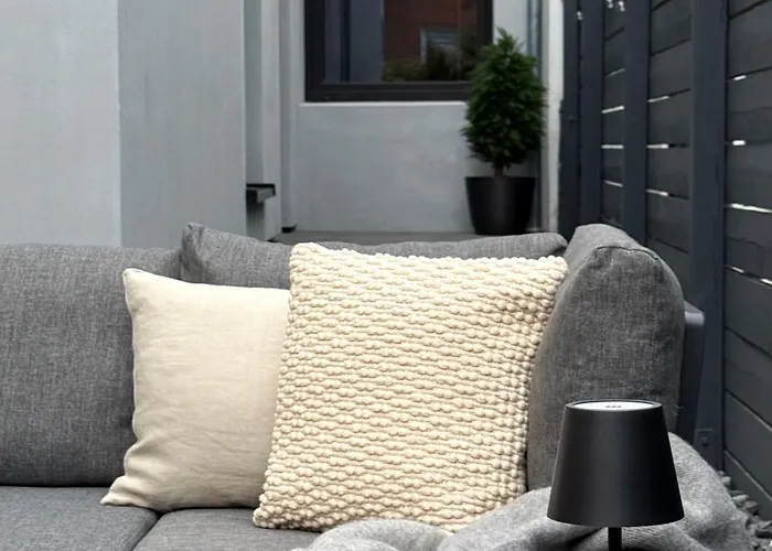 Neu! Studio&Garden - Sonnenterrasse Im Herzen Emdens photo