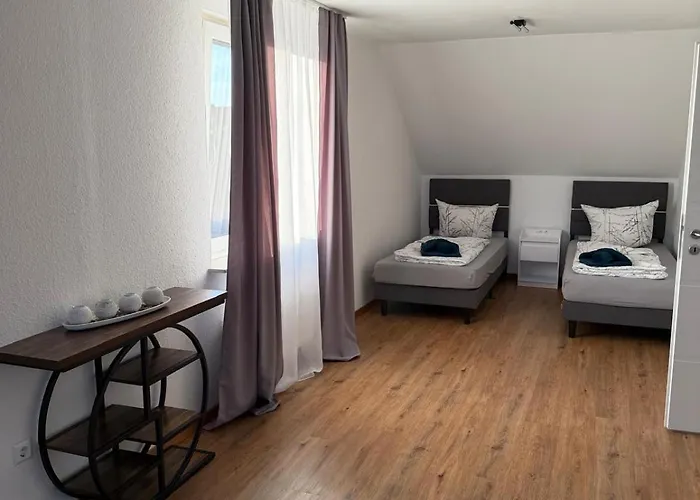 Goldstar 4 Zimmer Wohnung Hannover Sehnde Mit Balkon Und Garten photo