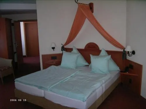 Wobus Hotel Jagerhof Sogel photo