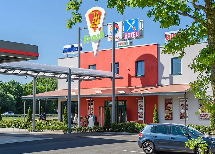 Hotel Cloppenburg photo