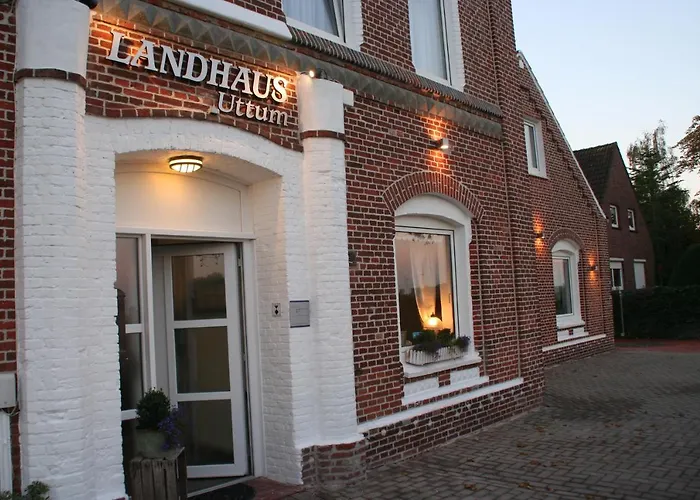 Hotel Garni Landhaus Uttum Krummhoern photo