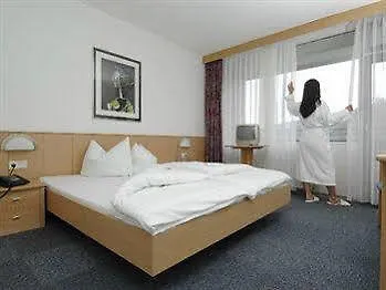 Hotel Am See Bad Gandersheim photo