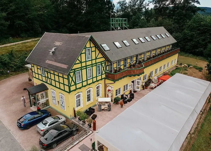 Hotel Restaurant 7 Berge Am Schlehberg Alfeld  photo